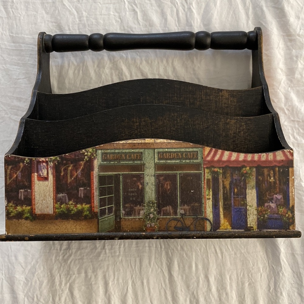 Arister caddy holder